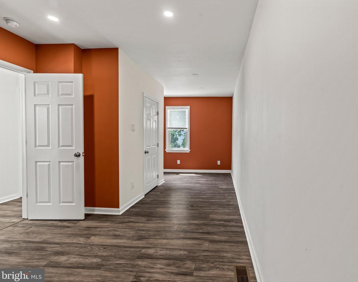 4567 Milnor St, Philadelphia PA  19124-4119 exterior