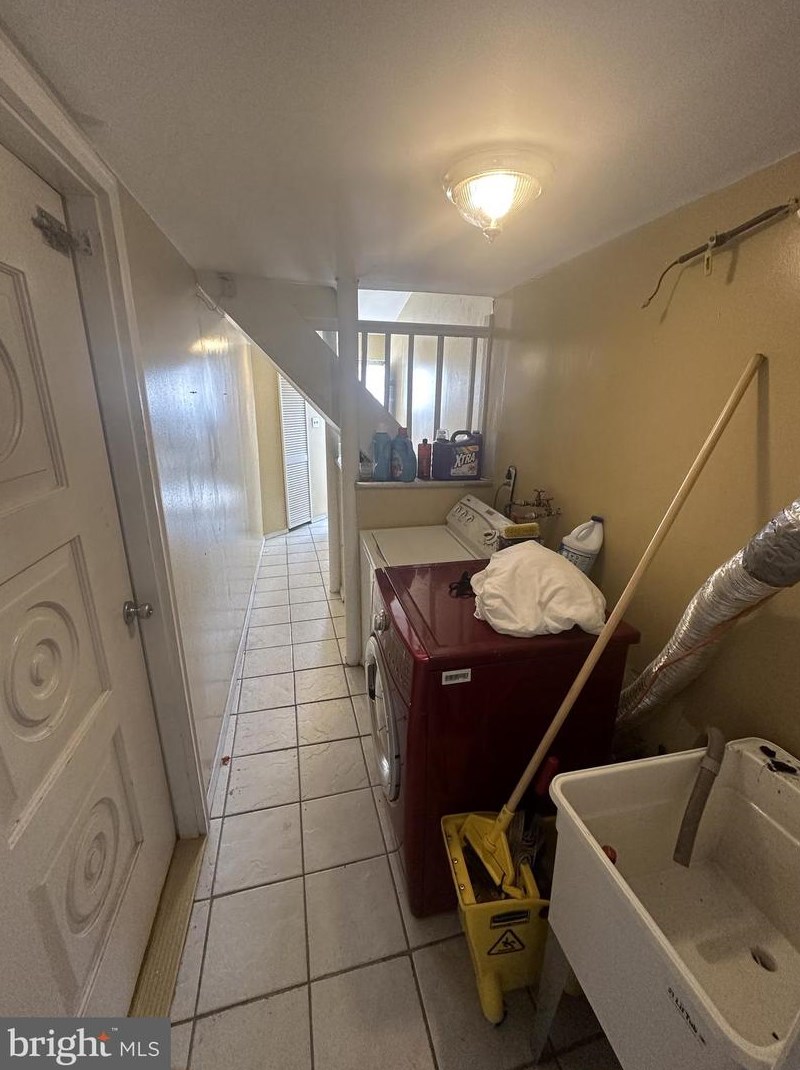 1224 Unruh Ave, Philadelphia PA 19135-2809 exterior