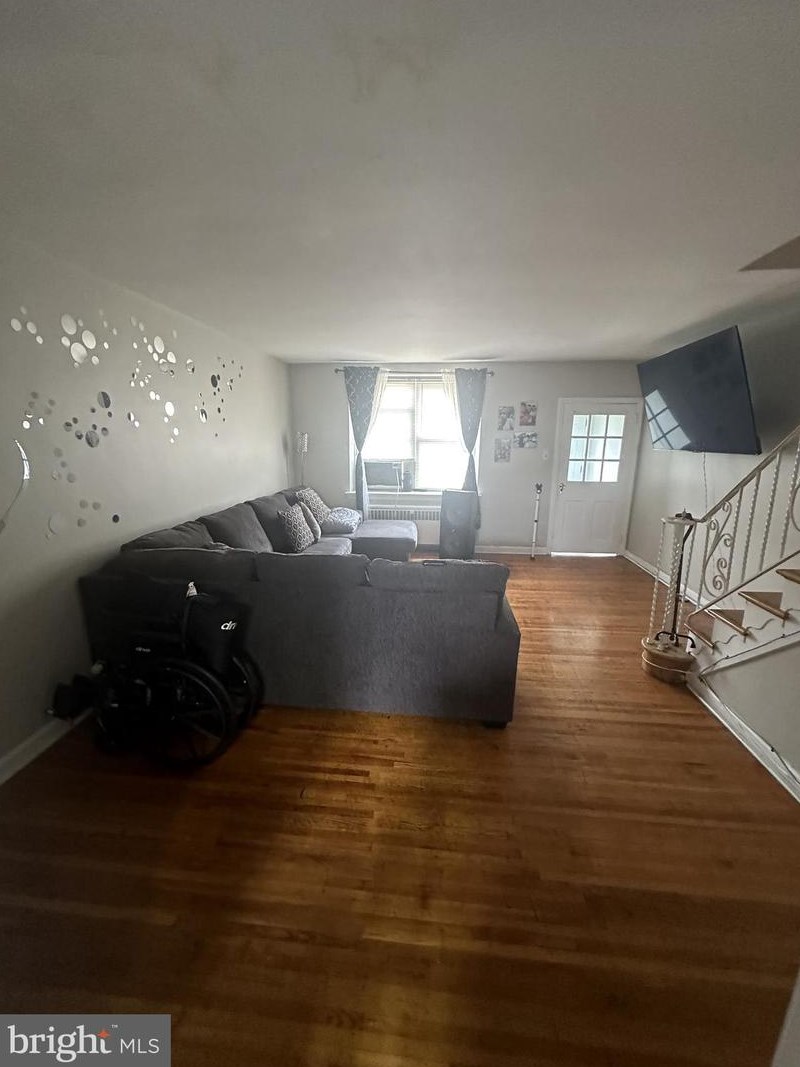 1224 Unruh Ave, Philadelphia PA 19135-2809 exterior