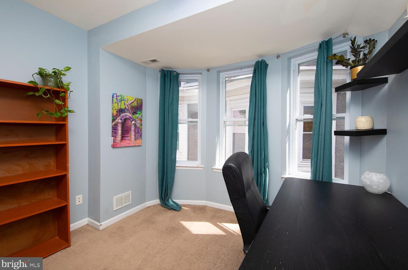 121 Washington Ln, Philadelphia PA 19144-1630 exterior