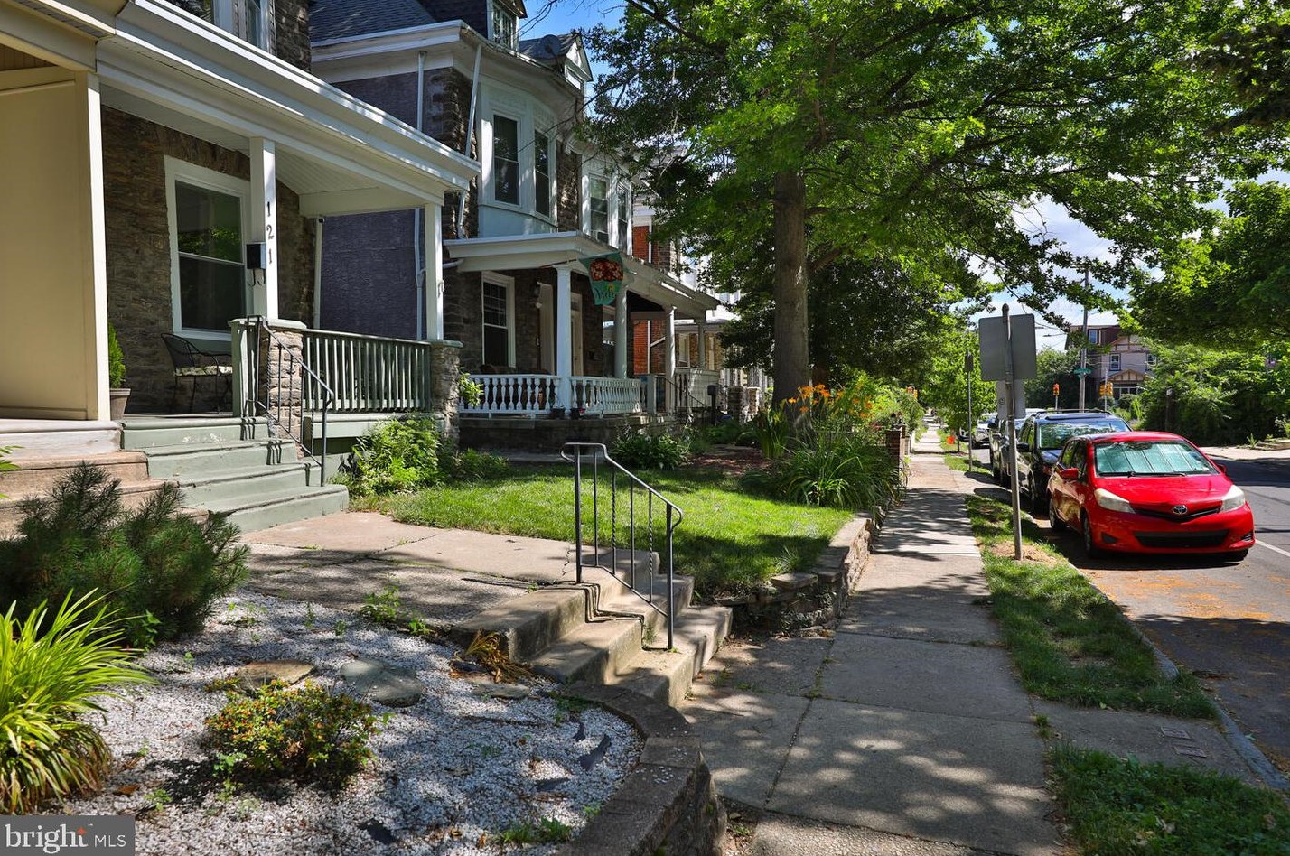 121 Washington Ln, Philadelphia PA 19144-1630 exterior