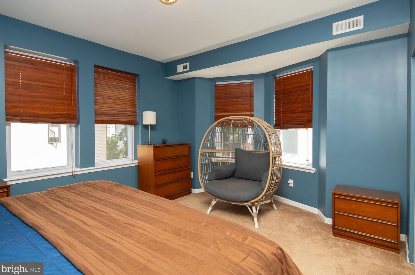 121 Washington Ln, Philadelphia PA 19144-1630 exterior