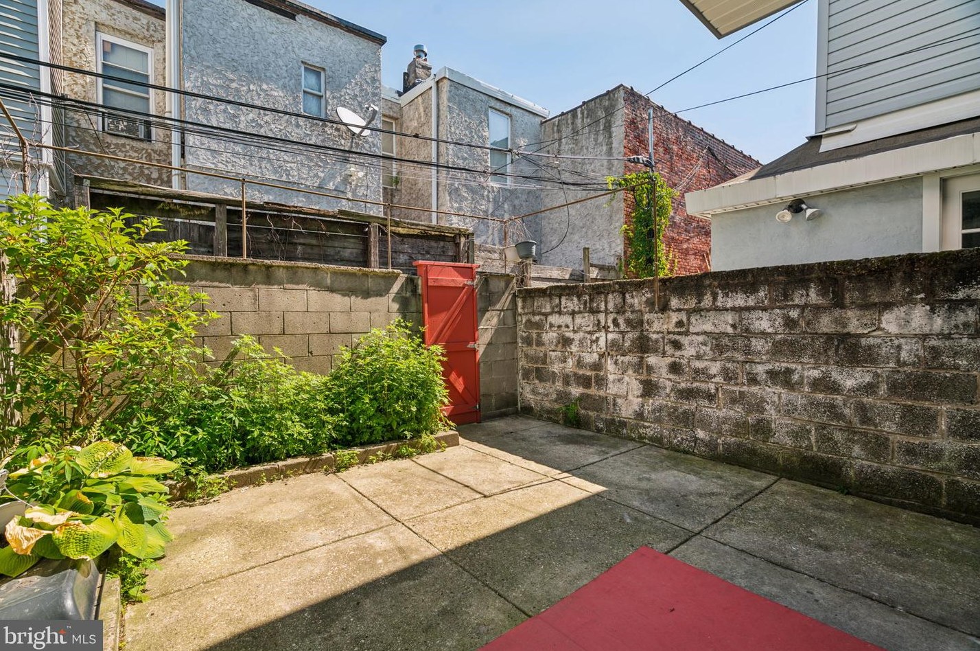 425 Mifflin St, Philadelphia PA 19148-1823 exterior