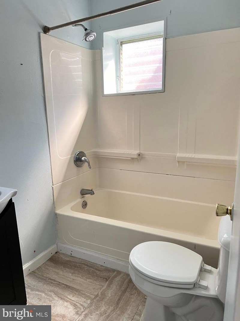 6550 Tulip St, Philadelphia PA  19135-2824 exterior