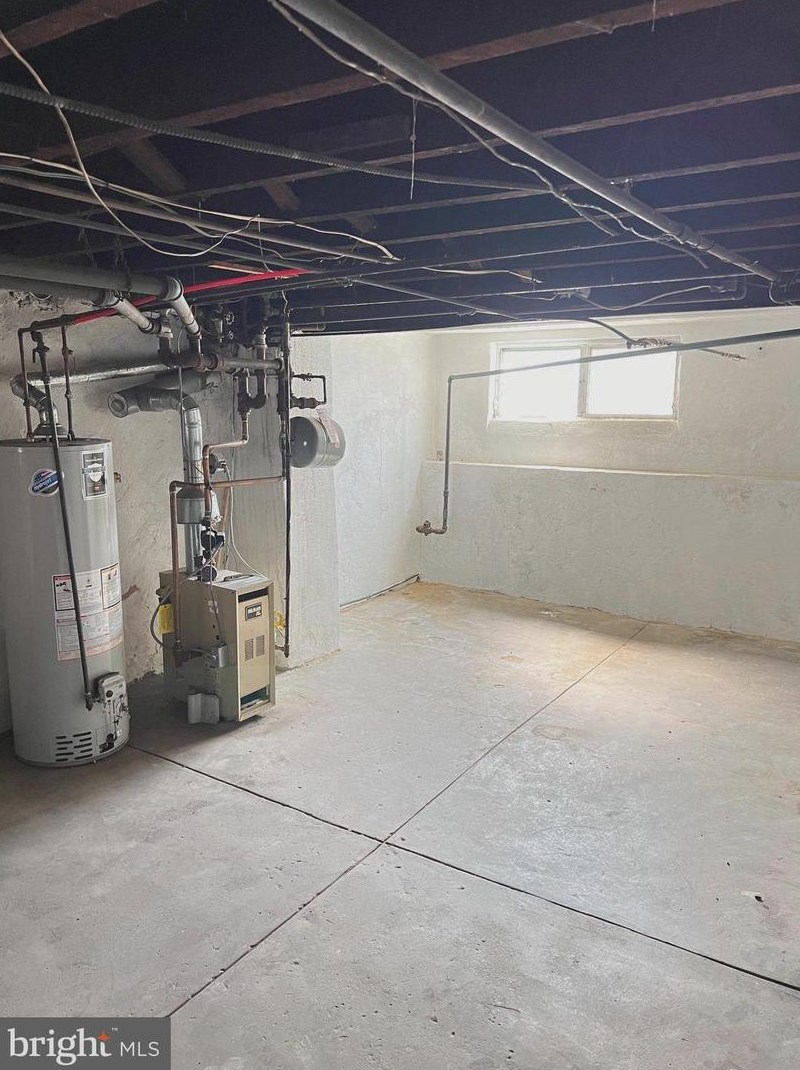 6550 Tulip St, Philadelphia PA  19135-2824 exterior