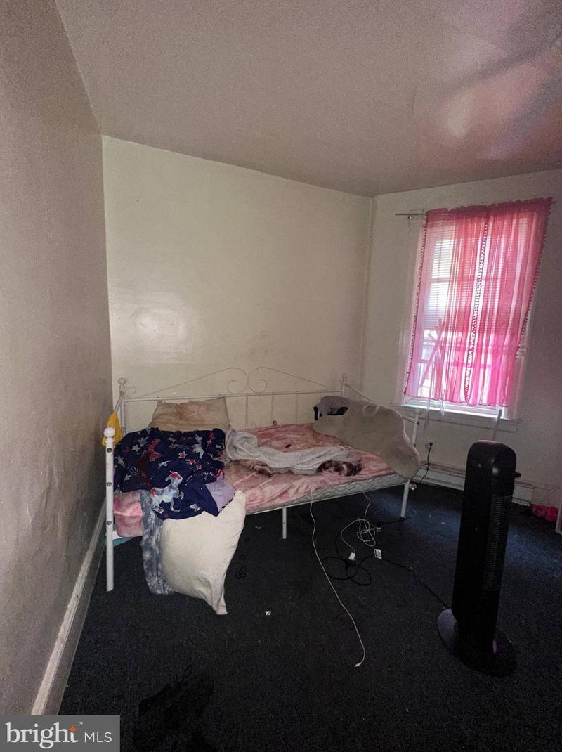 5555 Addison St, Philadelphia PA  19143-1305 exterior