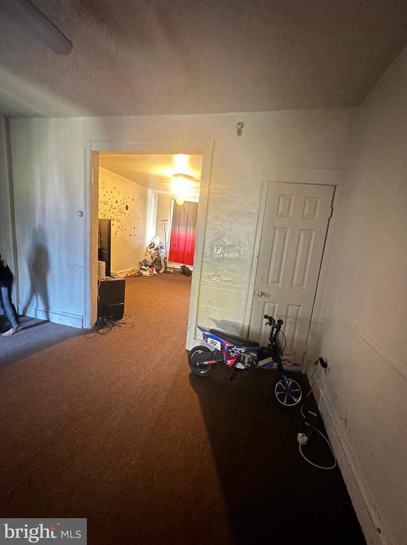 5555 Addison St, Philadelphia PA  19143-1305 exterior