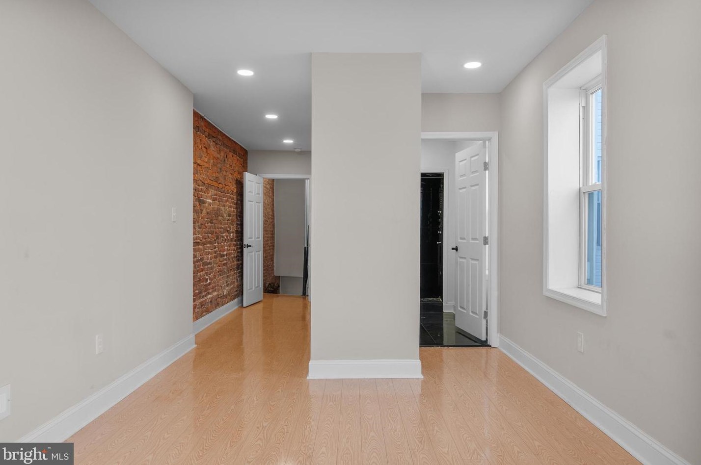 2051 Oxford St, Philadelphia PA  19121-4001 exterior