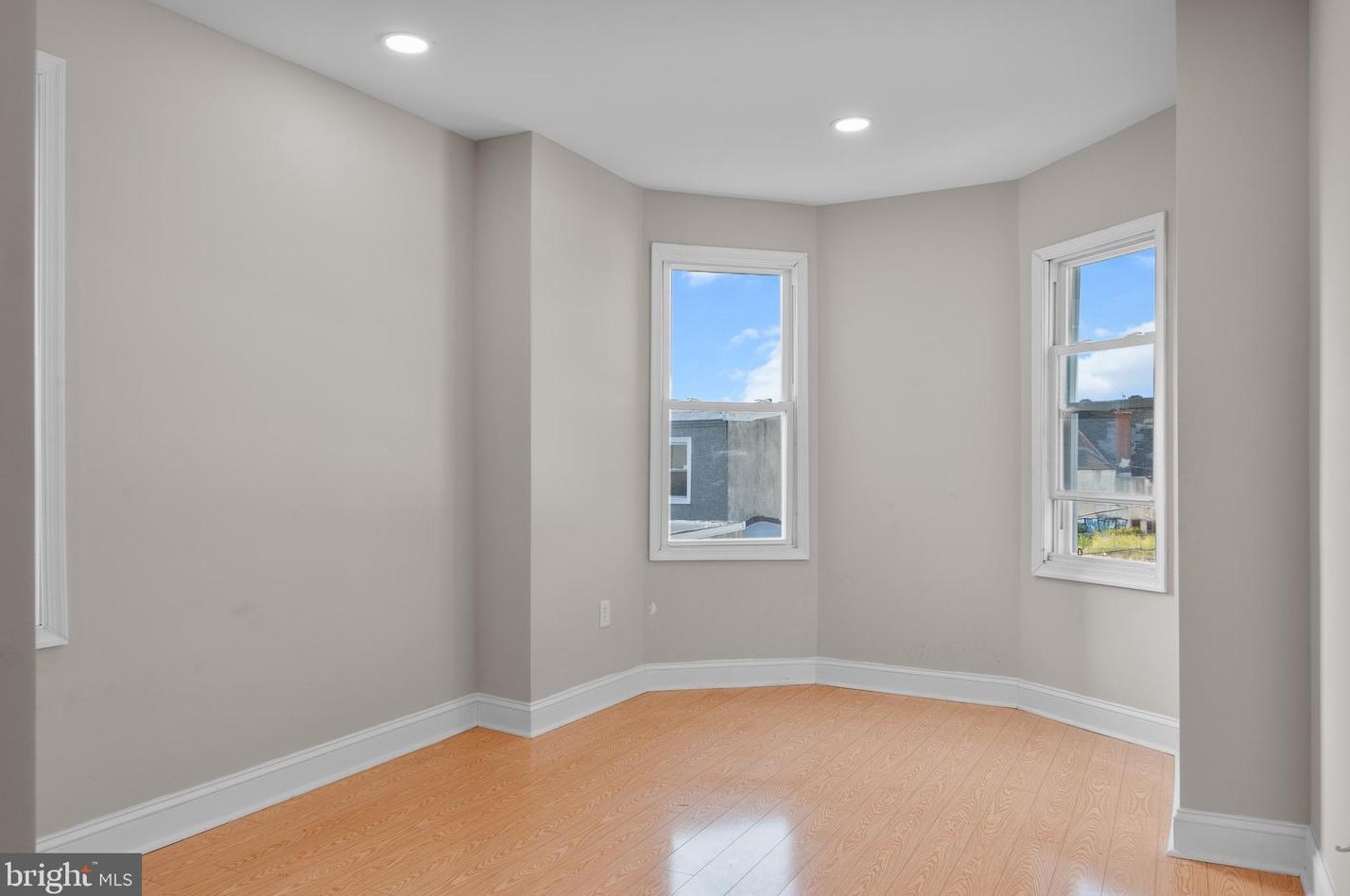 2051 Oxford St, Philadelphia PA  19121-4001 exterior