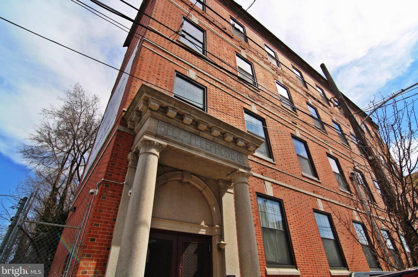 1637 Poplar St, Philadelphia PA  19130-1620 exterior