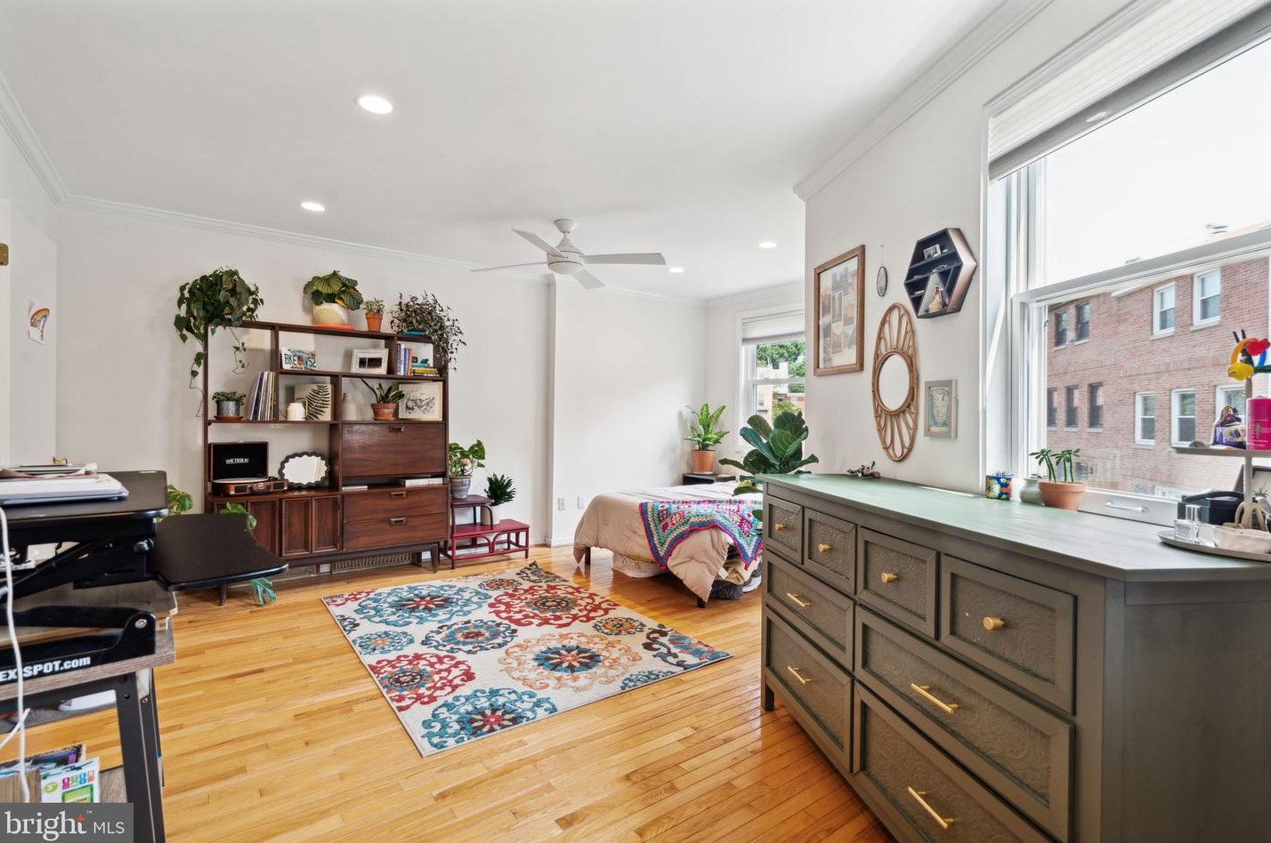 2911 Pennsylvania Ave, Philadelphia PA 19130-1107 exterior