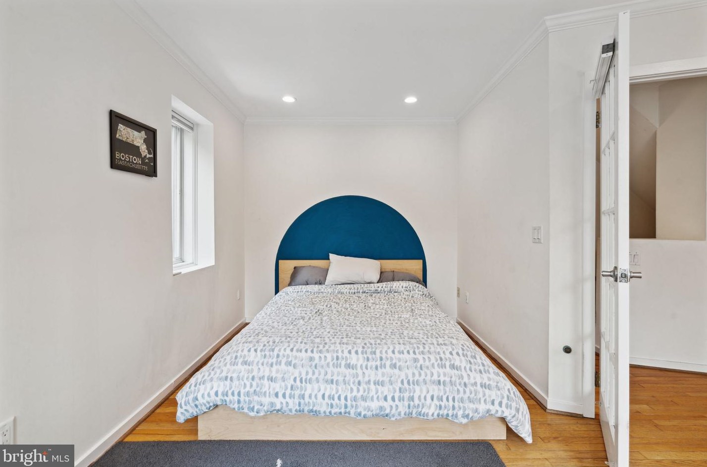 2911 Pennsylvania Ave, Philadelphia PA 19130-1107 exterior