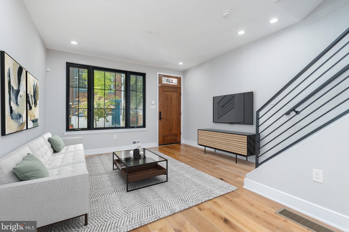 2211 Naudain St, Philadelphia PA  19146-1109 exterior