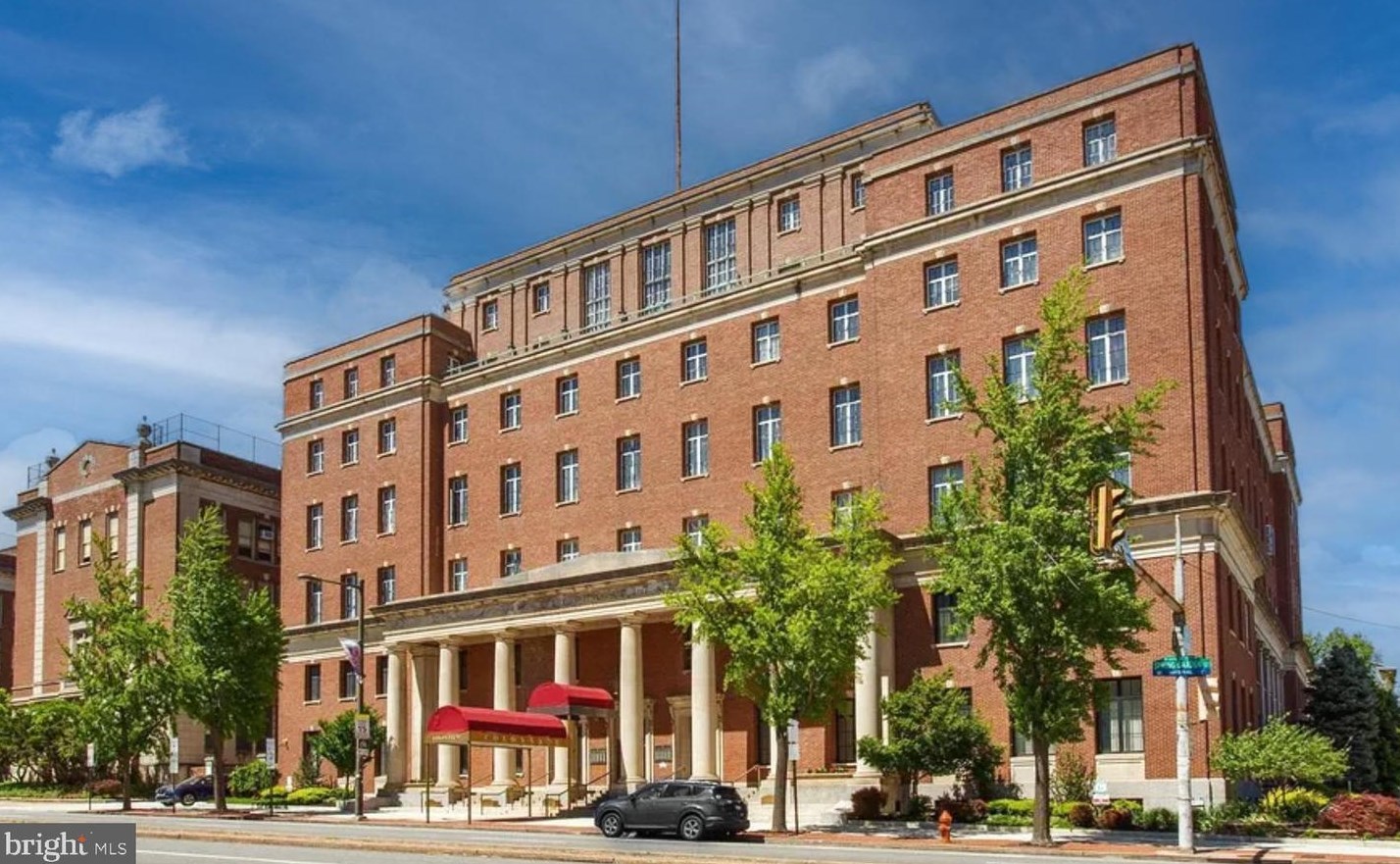 1601 Spring Garden St, Philadelphia PA  19130-3940 exterior