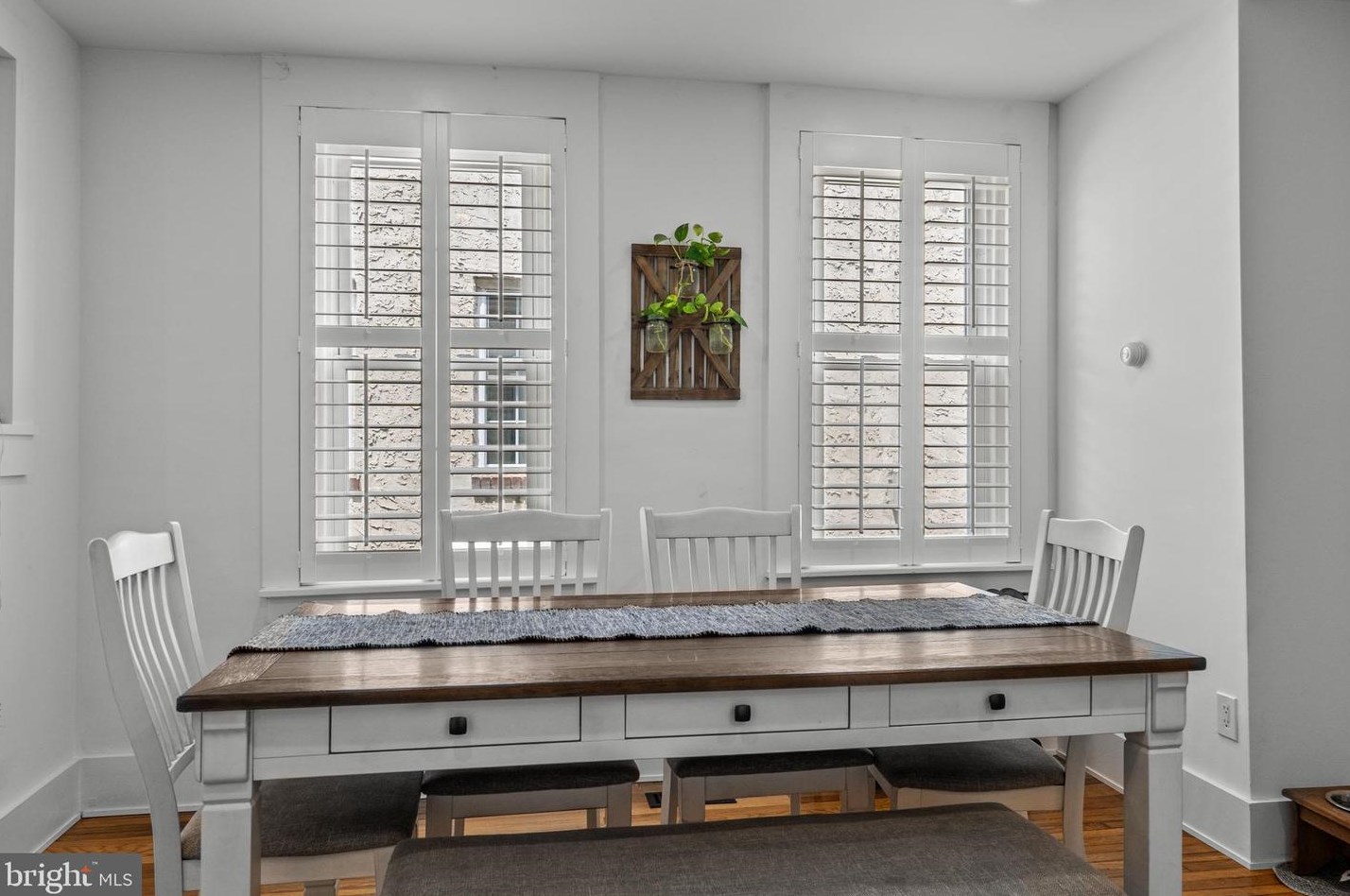 619 Shawmont Ave, Philadelphia PA 19128-3124 exterior