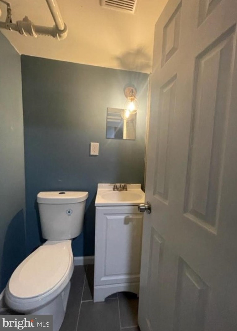 6156 Walker St, Philadelphia PA  19135-3526 exterior