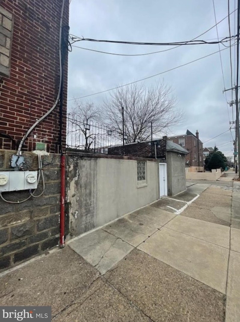 6156 Walker St, Philadelphia PA  19135-3526 exterior