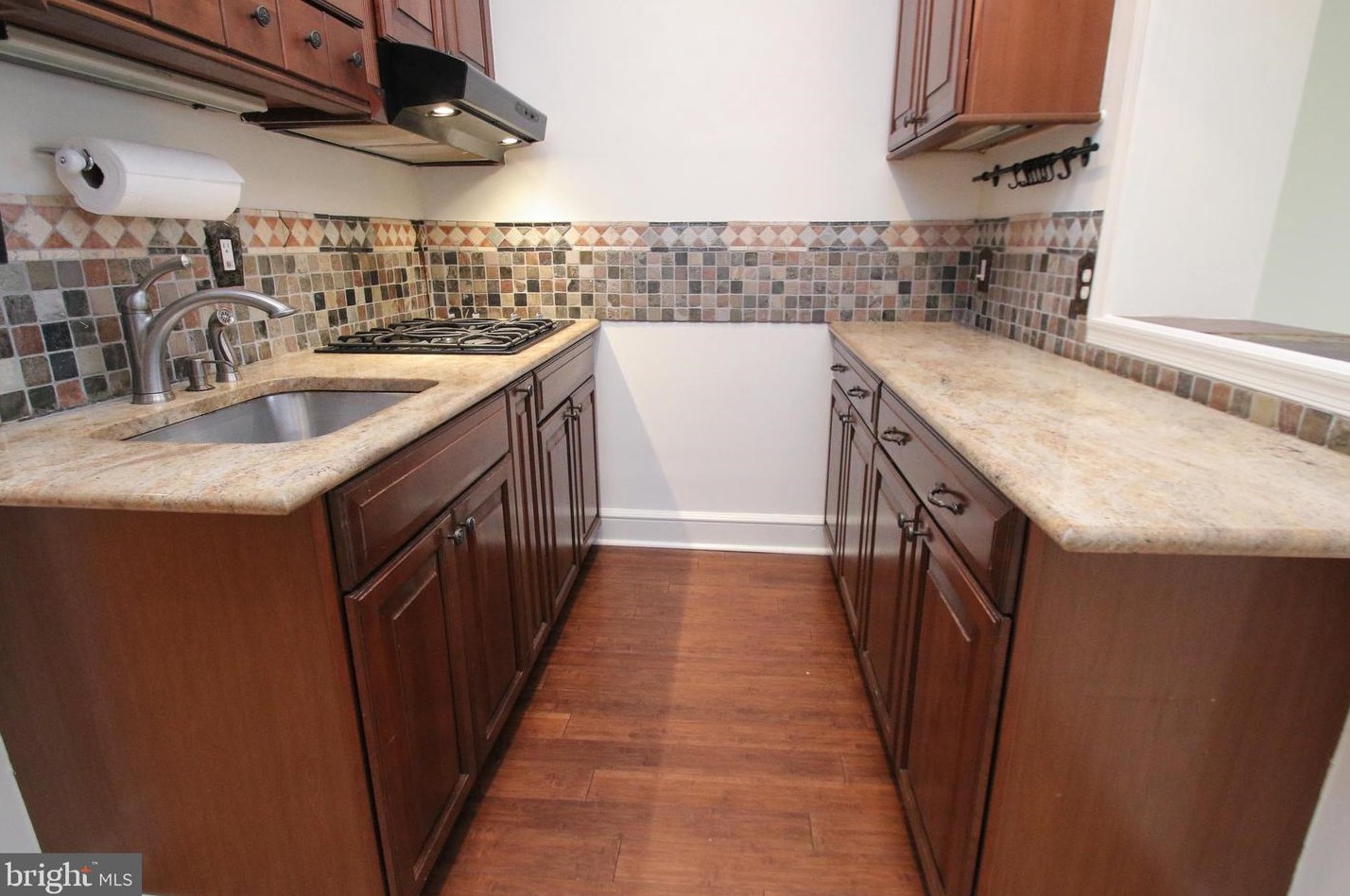1323 Rodman St, Philadelphia PA  19147-1033 exterior