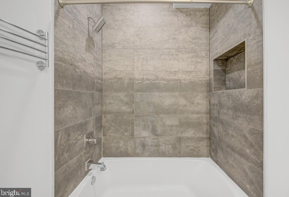 2049 Sigel St, Philadelphia PA 19145-2127 exterior