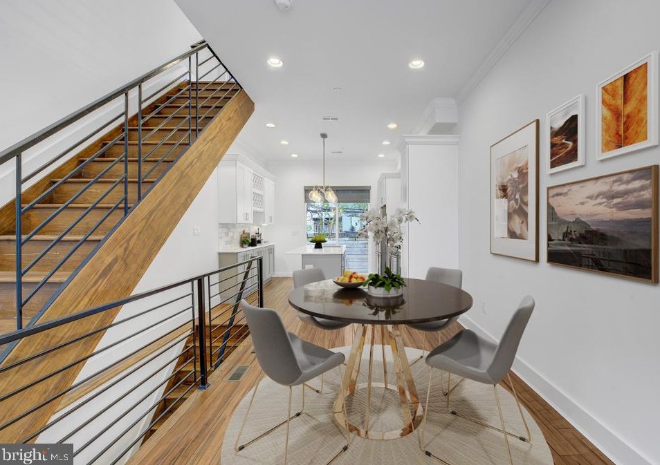 2049 Sigel St, Philadelphia PA 19145-2127 exterior