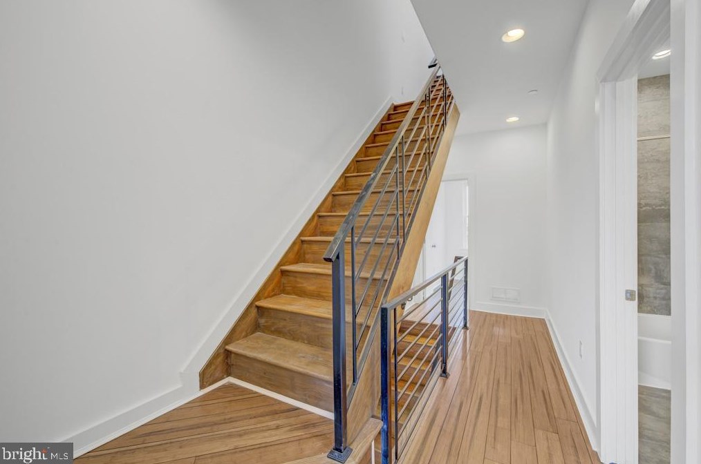 2049 Sigel St, Philadelphia PA 19145-2127 exterior