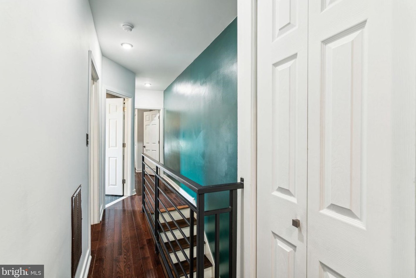 2639 Wilder St, Philadelphia PA  19146-4420 exterior