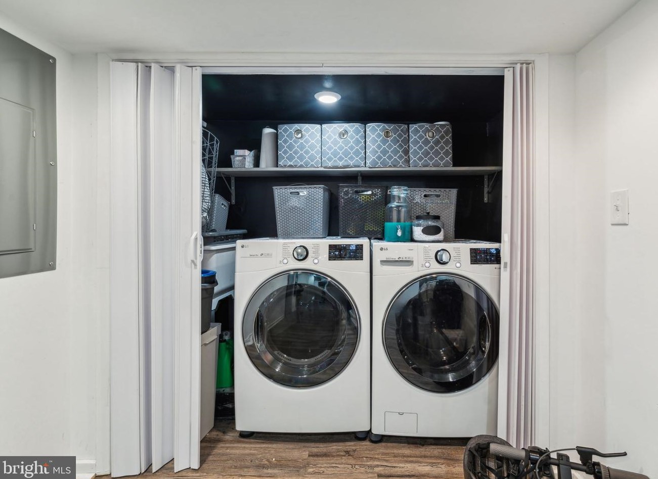 2639 Wilder St, Philadelphia PA  19146-4420 exterior