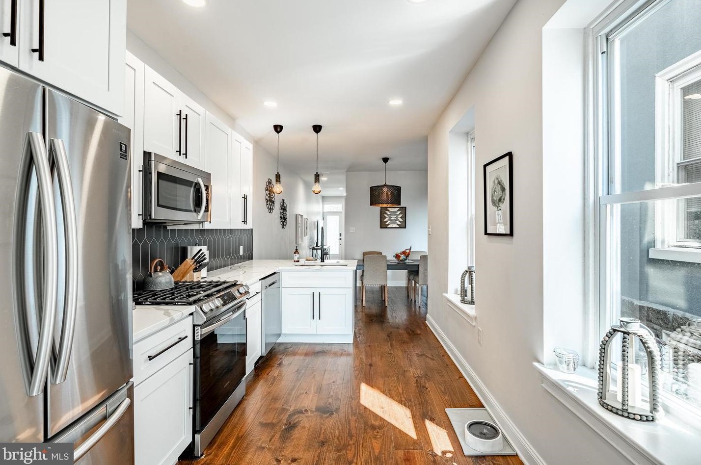 227 Wendover St, Philadelphia PA  19128-5041 exterior