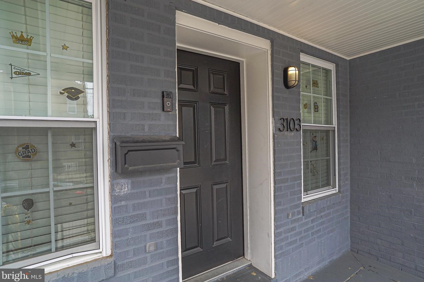 3103 Tasker St, Philadelphia PA  19145-1120 exterior