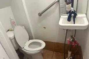 1822 S Alden St, Philadelphia, PA 19143 - Photo 11