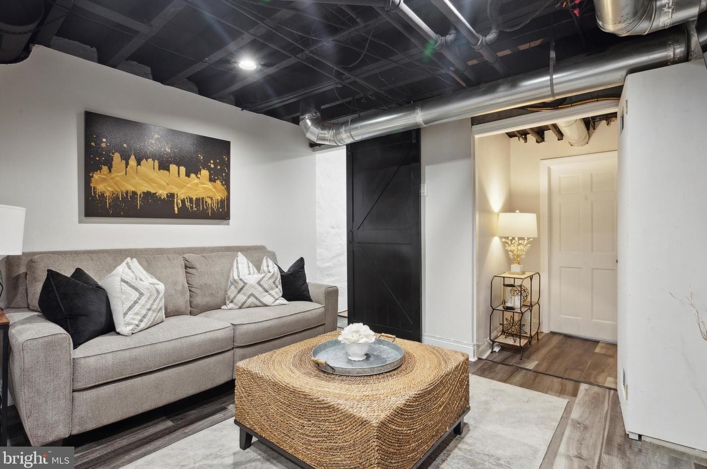 3402 Queen Ln, Philadelphia PA  19129-1441 exterior