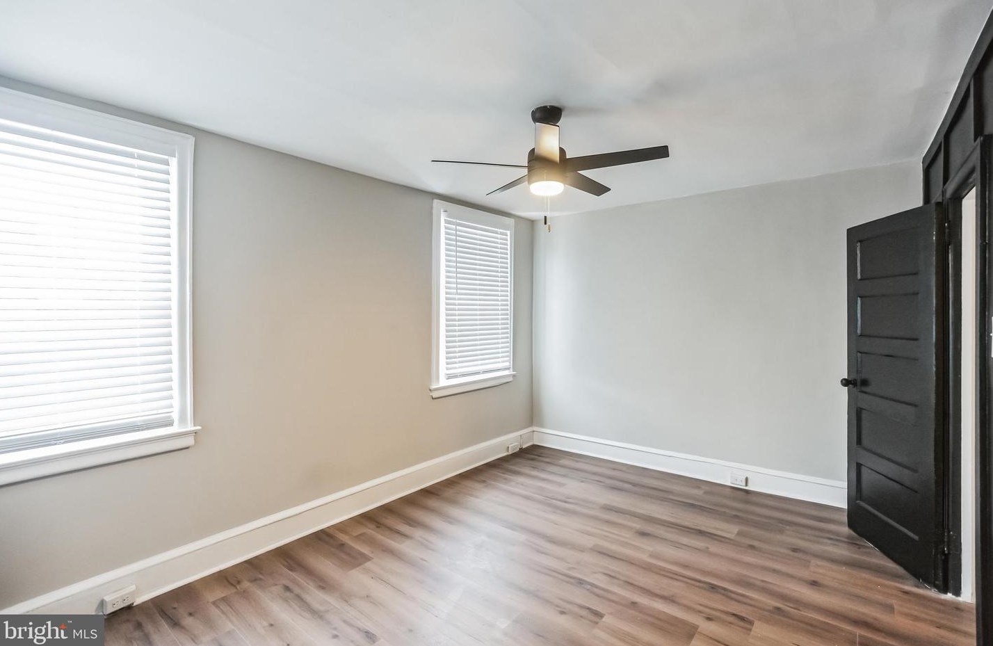 202 Sparks St, Philadelphia PA 19120-1417 exterior