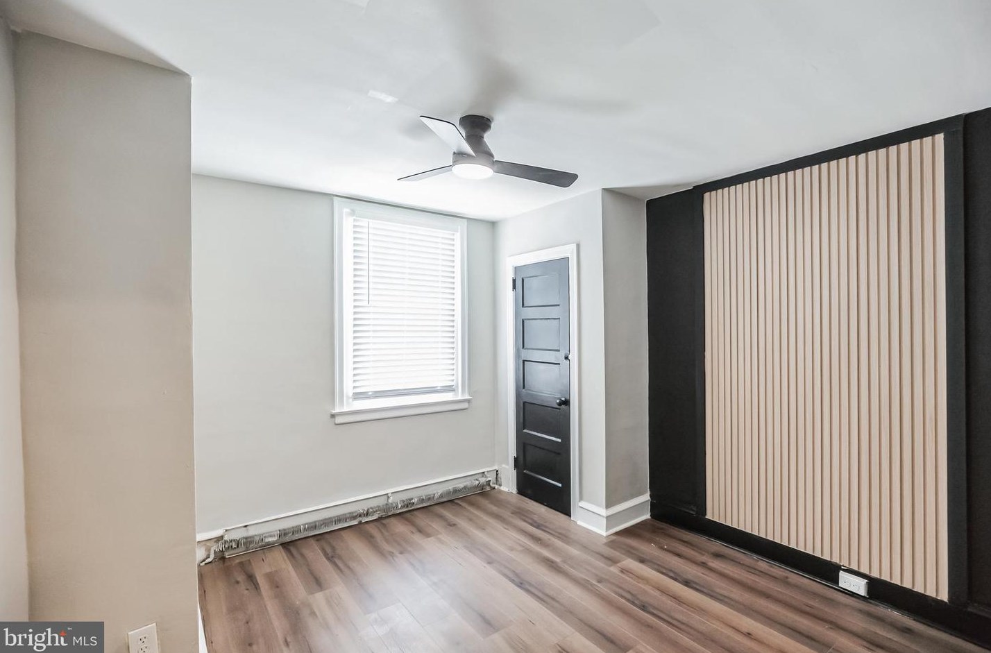 202 Sparks St, Philadelphia PA 19120-1417 exterior