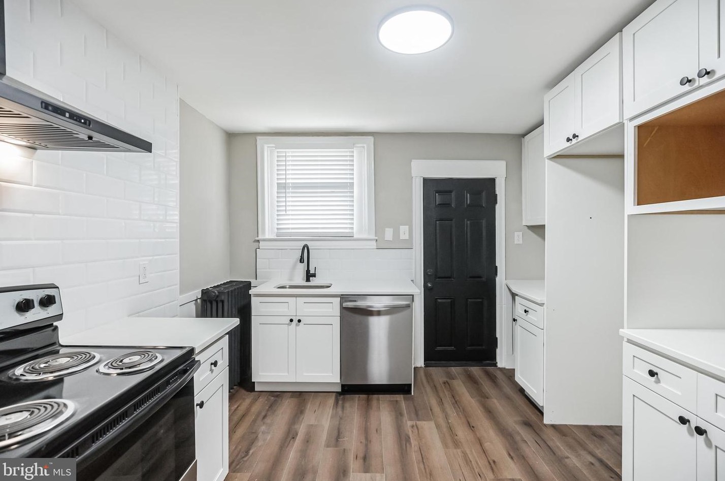 202 Sparks St, Philadelphia PA 19120-1417 exterior