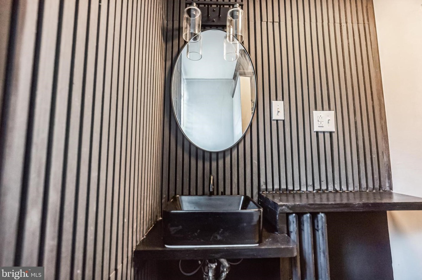 202 Sparks St, Philadelphia PA 19120-1417 exterior