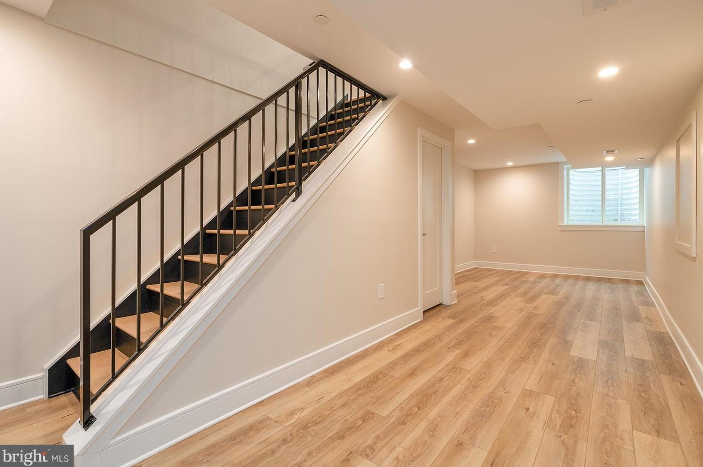 2302 Gordon St, Philadelphia PA 19132-4631 exterior