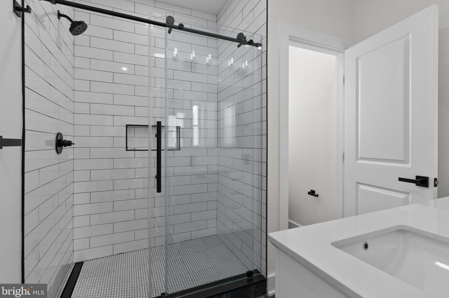 837 Mercer St, Philadelphia PA  19125-3518 exterior