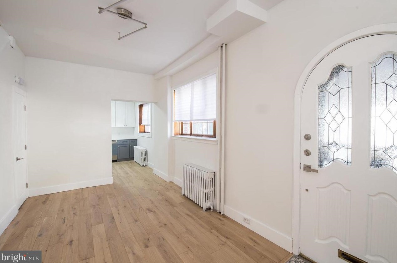 1224 7th St, Philadelphia PA  19147-4847 exterior