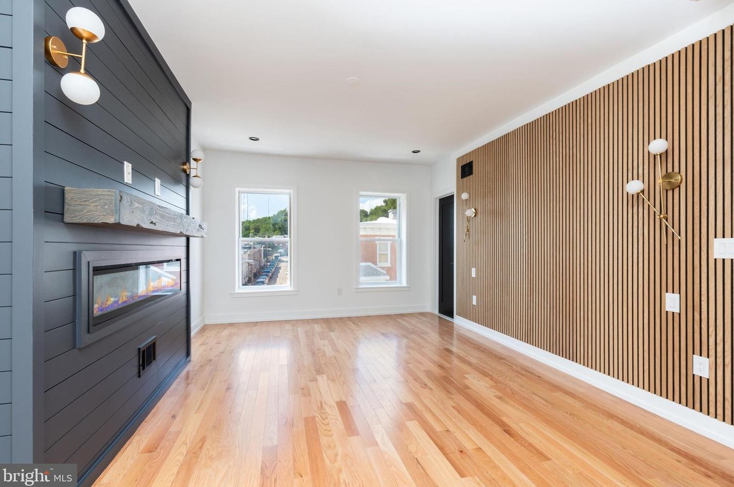202 Ripka St, Philadelphia PA  19127-1104 exterior