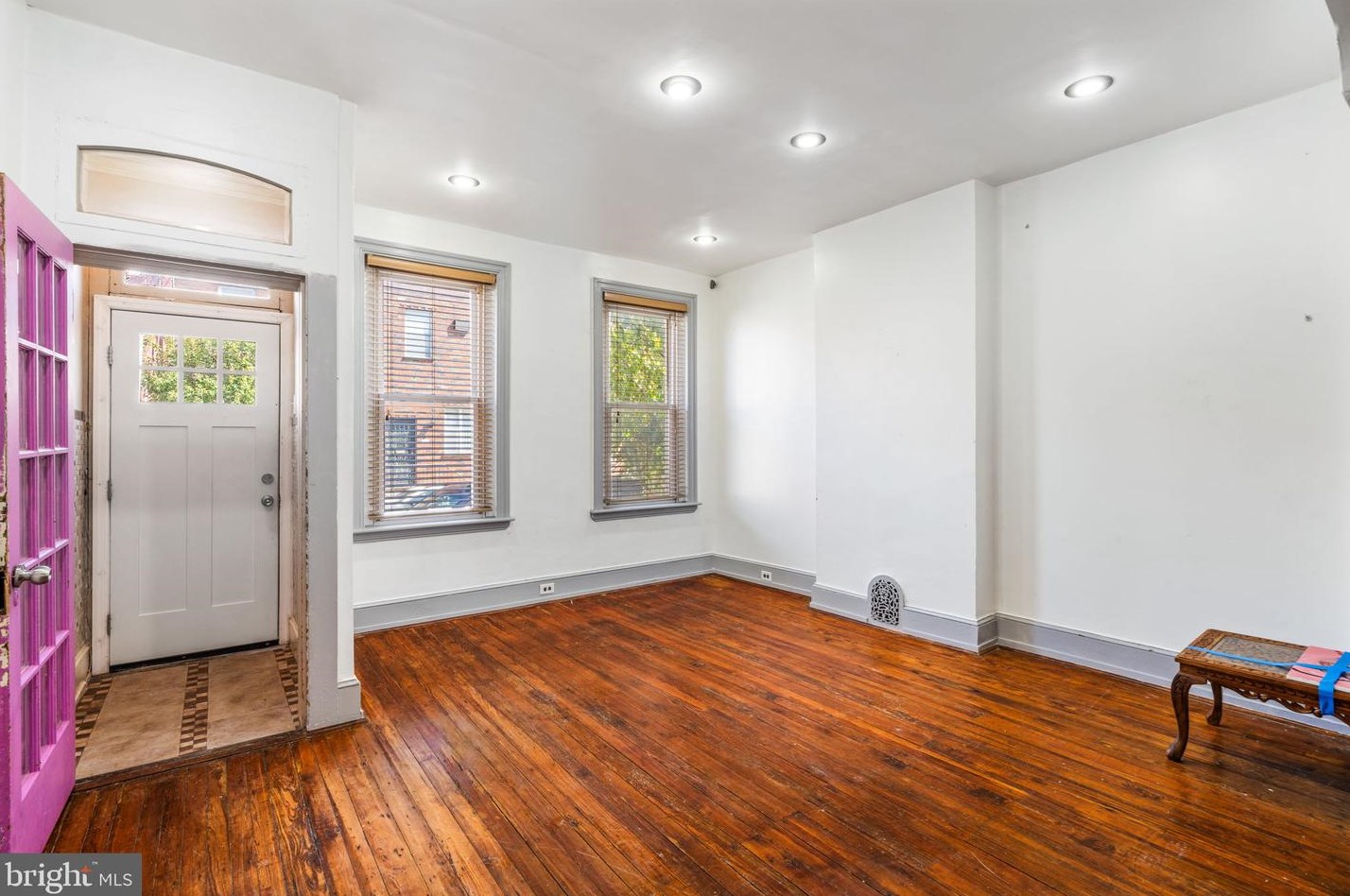 1824 Tasker St, Philadelphia PA  19145-1417 exterior