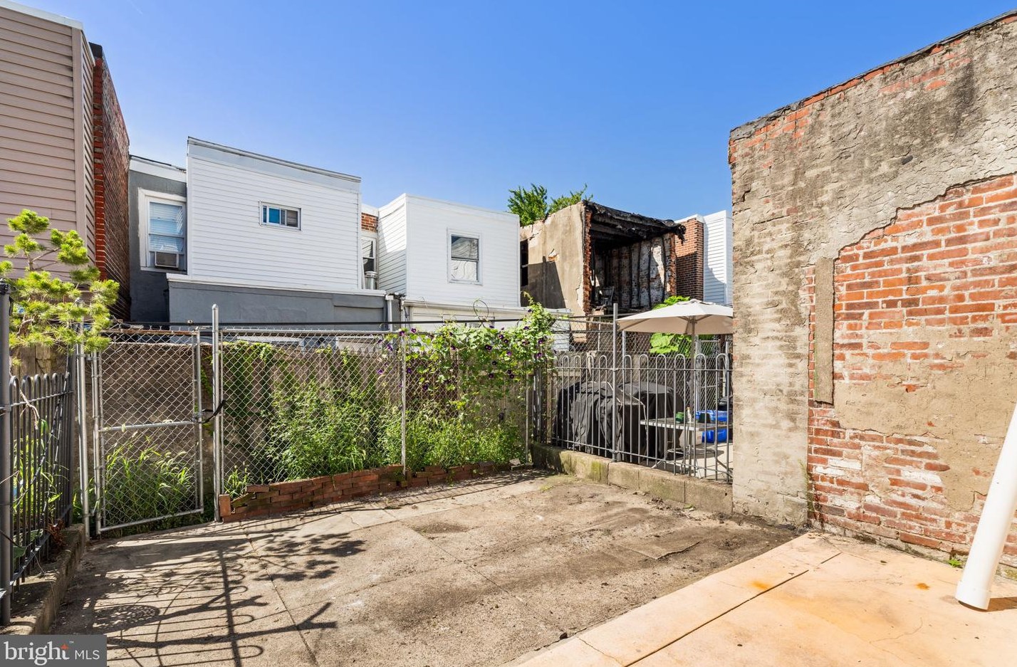 1824 Tasker St, Philadelphia PA  19145-1417 exterior