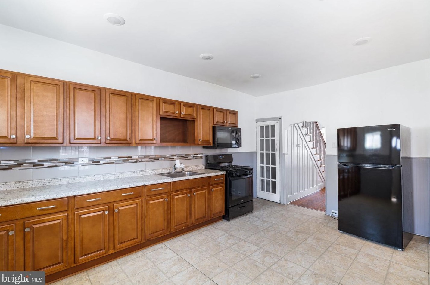 1824 Tasker St, Philadelphia PA  19145-1417 exterior