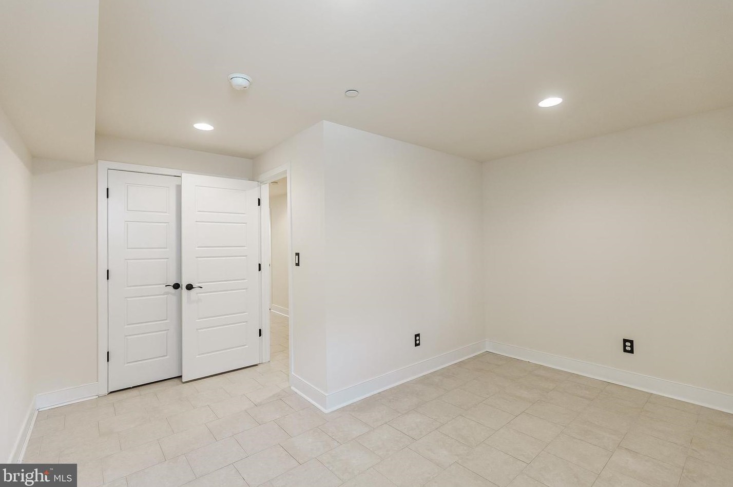 1935 Reed St, Philadelphia PA exterior