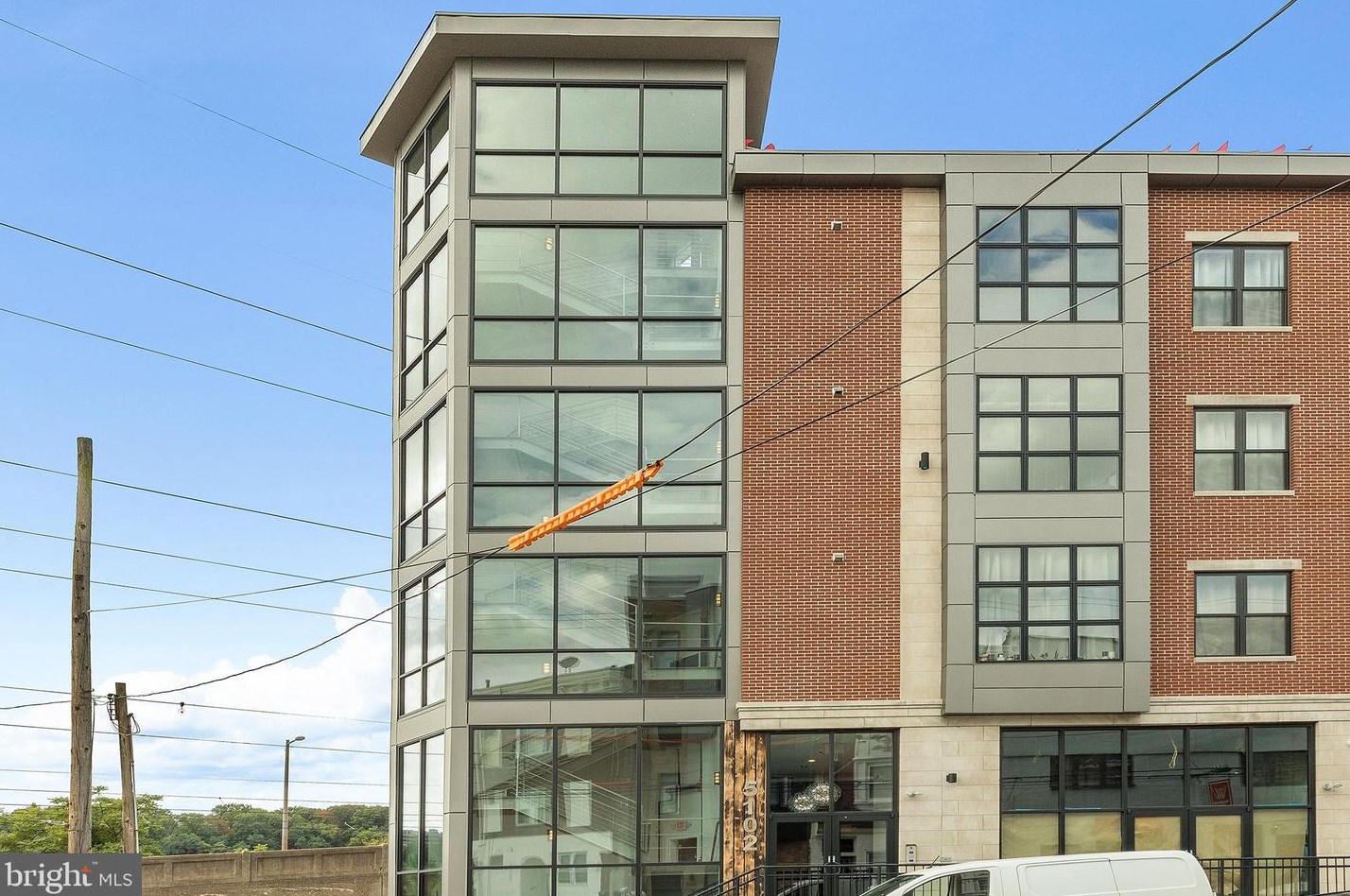 5102 Rochelle Ave, Philadelphia PA  19128-3818 exterior
