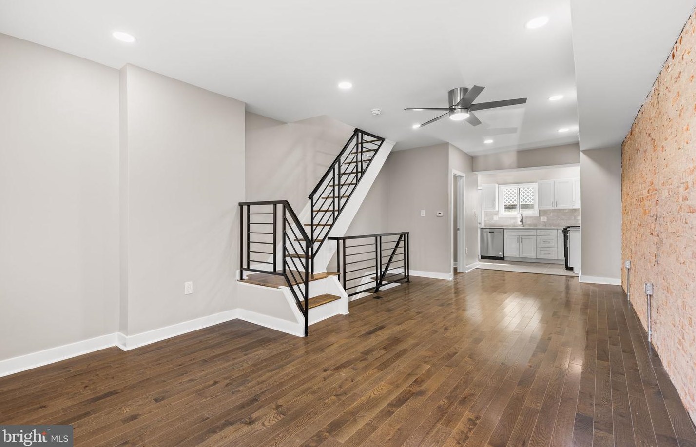 240 Reed St, Philadelphia PA  19147-6037 exterior