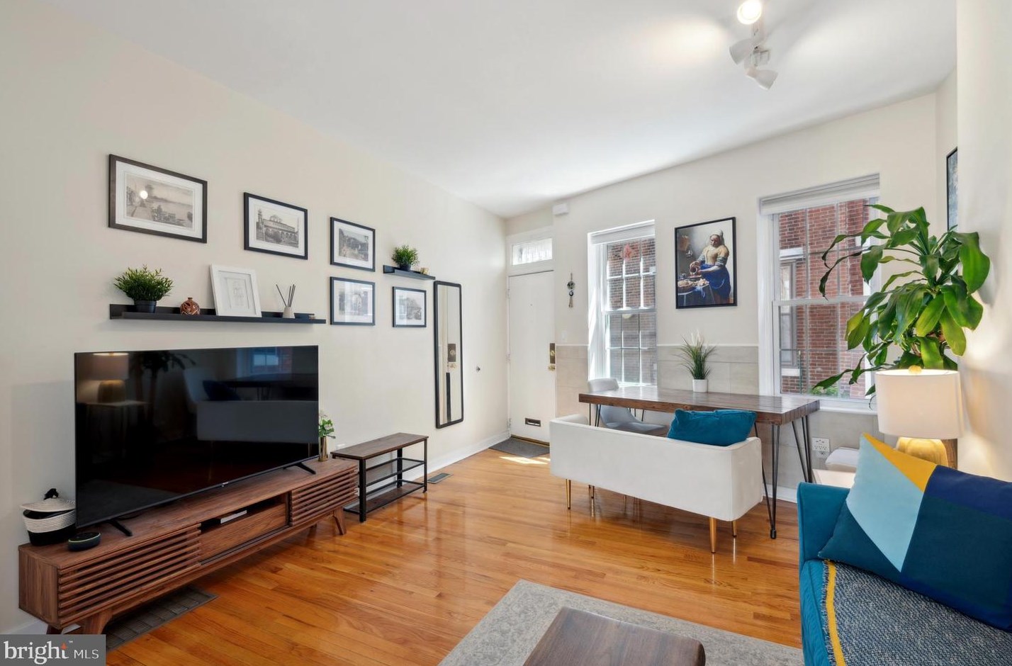 748 Randolph St, Philadelphia PA  19147-3028 exterior