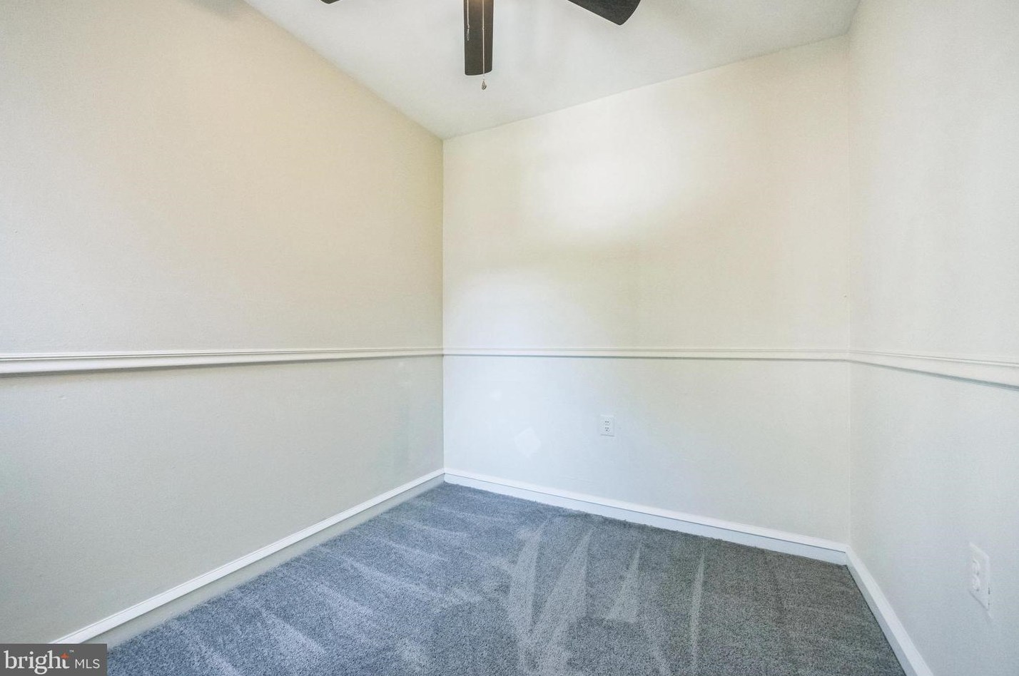 4412 Van Kirk St, Philadelphia PA 19135-4035 exterior