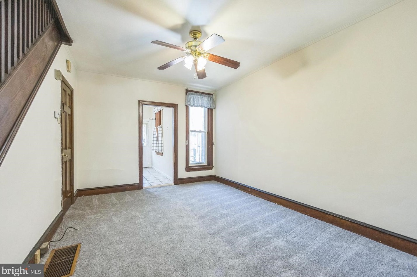 4412 Van Kirk St, Philadelphia PA 19135-4035 exterior