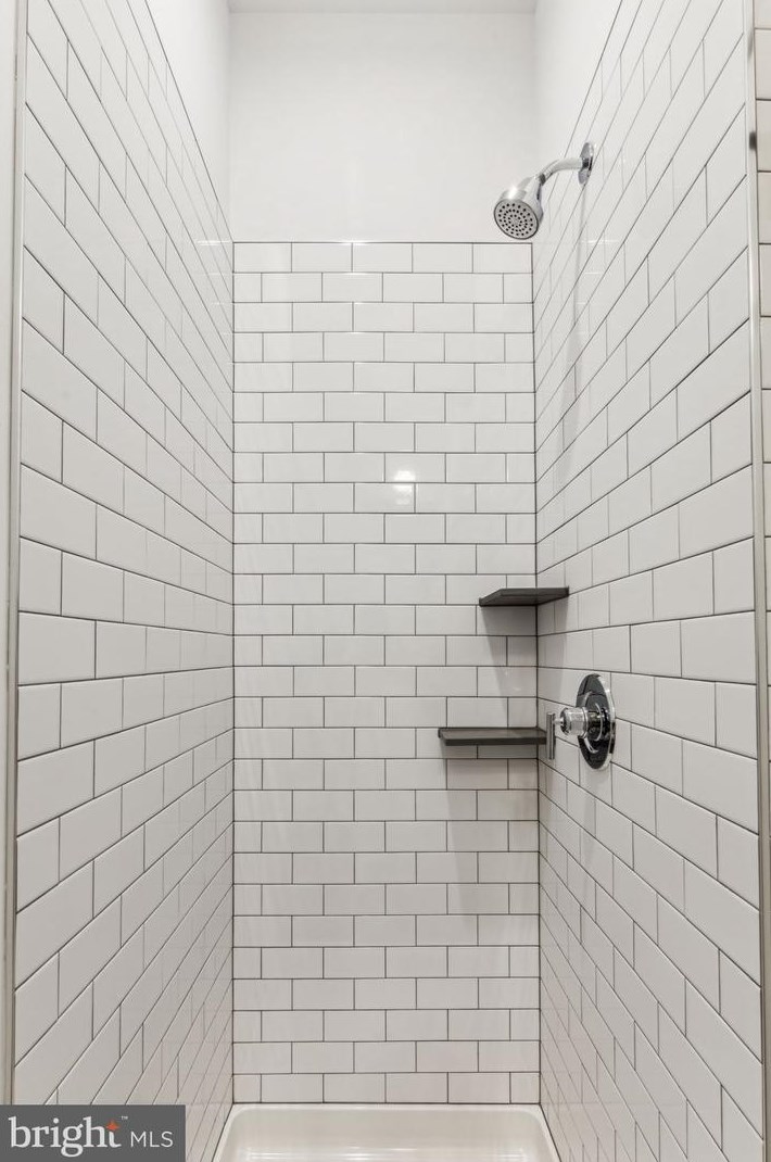 3801 Poplar St, Philadelphia PA 19123-1342 exterior