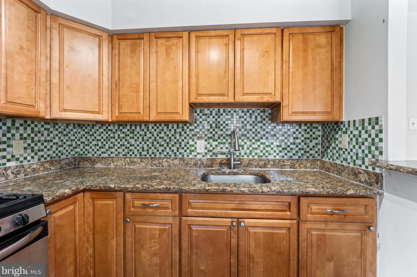 12437 Sweet Briar Rd, Philadelphia PA 19154-1317 exterior